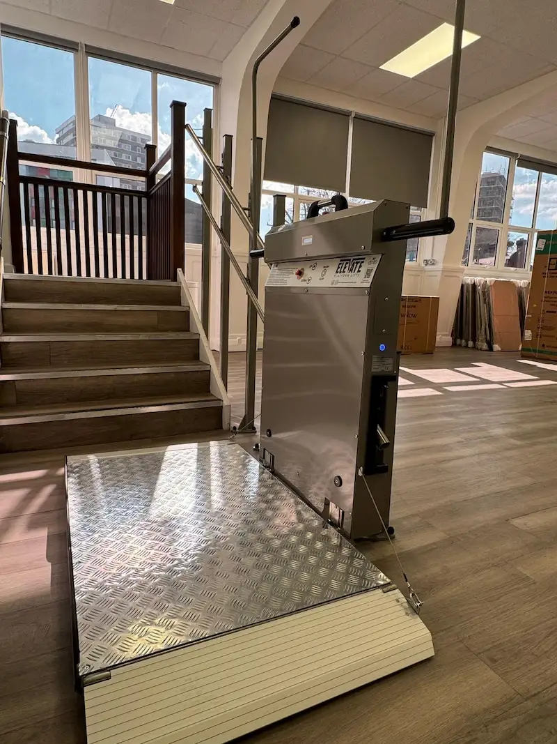 Salvaescaleras para silla de ruedas